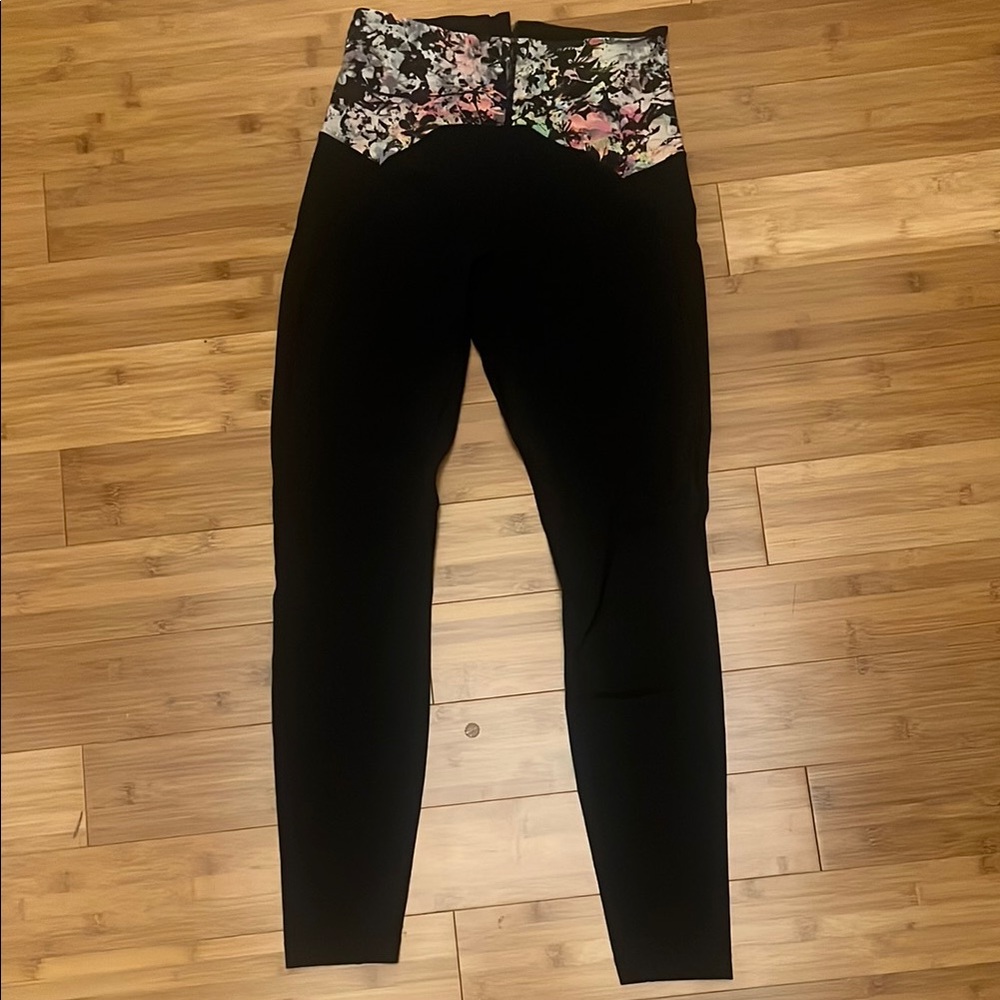 Lululemon back-zip high rise paddle tight.